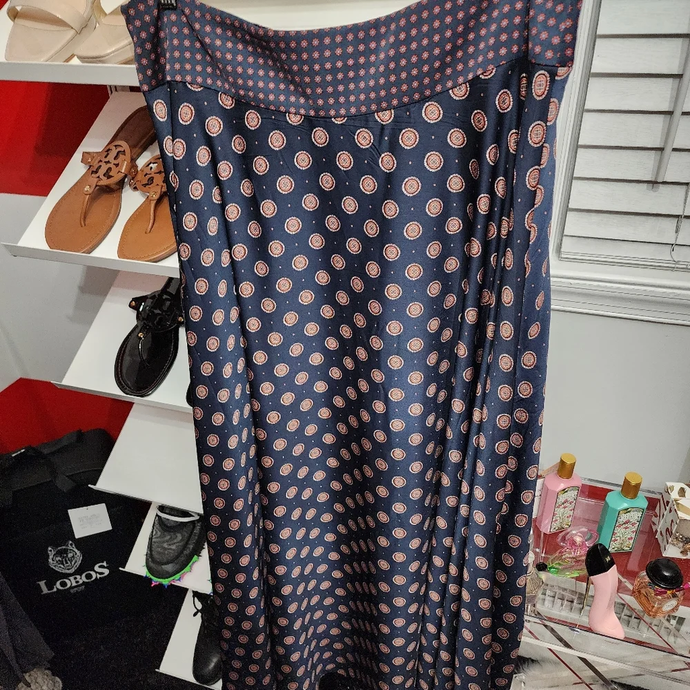 Skirt - Picture 4 of 4